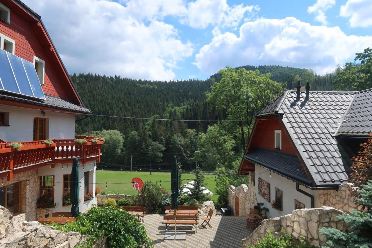 Penzion Bawaria Horní Lomná Exterior foto